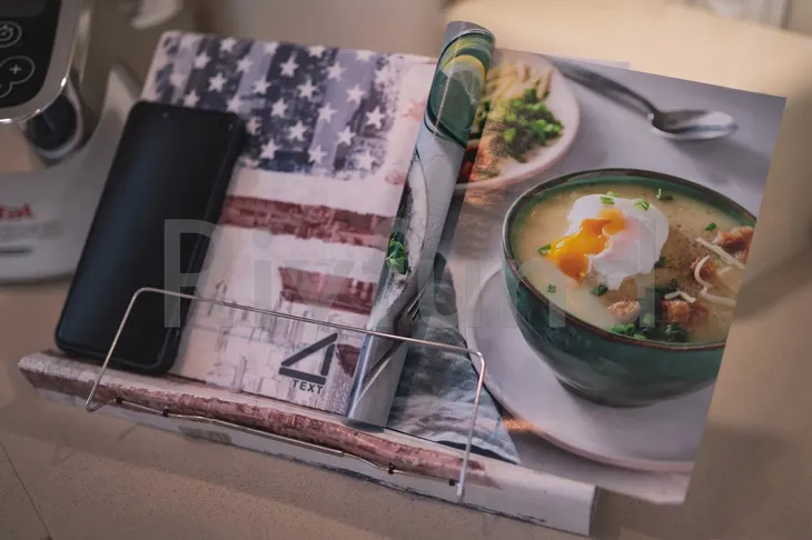 pulpit-do-nut-4text-rivfund-rozowy-stan-nowy