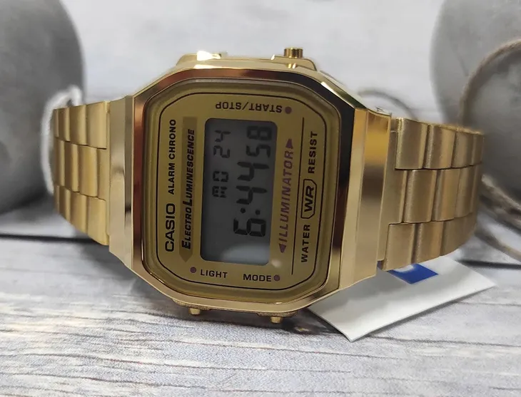 zegarek-casio-a168wg-9ef-retro-marka-casio
