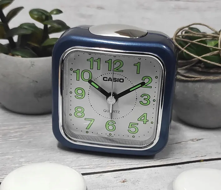 budzik-casio-tq-142-2ef-marka-casio