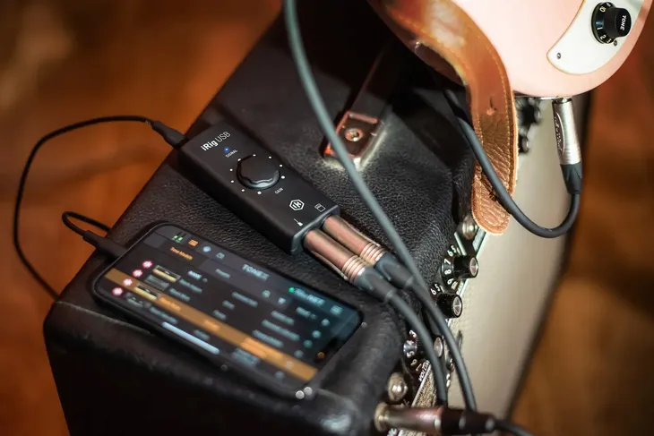 ik-multimedia-irig-usb-interfejs-audio-gitarowy