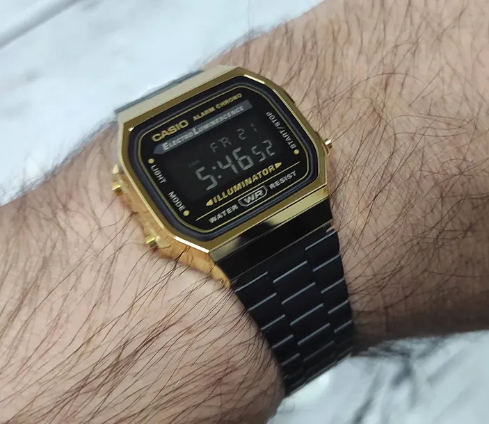 zegarek-casio-a168wegb-1bef-retro-marka-casio