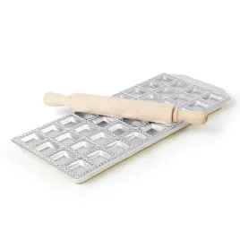 forma-do-ravioli-z-walkiem-drewnianym-aluminium-36-form-30x30mm