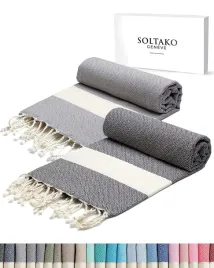 zestaw-2-recznikow-w-pasy-szare-fredzle-100x200-cm