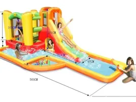 dmuchaniec-wodny-happyhop-water-park-play-center-zamek-dmuchany-park-wodny