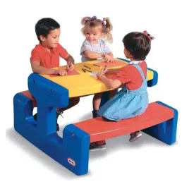 little-tikes-ogromny-stol-piknikowy-stolik-niebieski