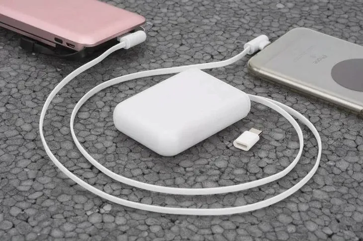 kabel-usb-kesi-09109-01-bialy-stan-nowy