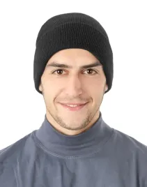 dwuwarstwowa-czapka-zimowa-meska-pls-czarna