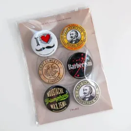 captain-fawcett-zestaw-przypinek-badge-collection