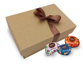 zestaw-prezentowy-box-czekoladek-malaga-tiki-taki-kasztanki-wawel-15kg