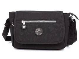mala-lekka-torebka-damska-czarna-z-klapka-bag-street