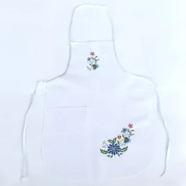 fartuch-kuchenny-ozdobiony-haftem-kaszubskim