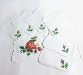 komplet-serwetek-z-haftem-lowickim-duza-czerwona-roza