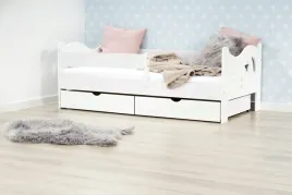 lozko-180x80cm-mr-moth-z-dwiema-szufladami-kolor-bialy
