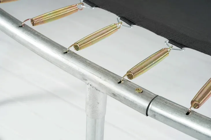 sprezyna-135-cm-do-trampoliny-marka-inna