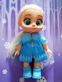 duza-lalka-lodowa-interaktywna-piekne-oczy-28-cm