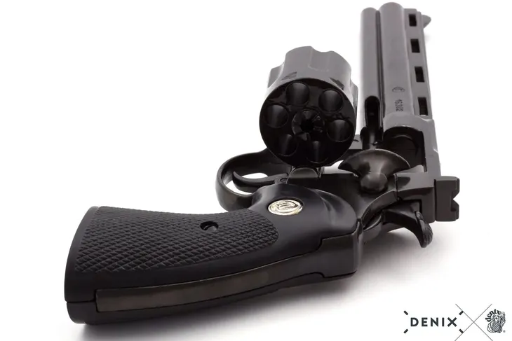 replika-amerykanski-rewolwer-python-magnum-8-denix-model-1061-waga-z-opakowaniem-1-4-kg