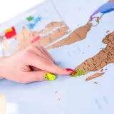 mapa-zdrapka-odkrywcy-swiat-pl-stan-nowy-kod-produktu-5906660861638