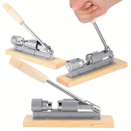 dziadek-do-orzechow-stalowy-na-podstawie-drewnianej-zgniatarka-luparka