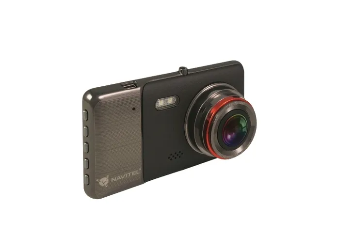 wideorejestrator-navitel-r800-model-r800-zasilanie-gniazdo-zapalniczki-samochodowej