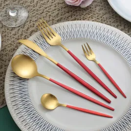 pleafind-zestaw-sztuccow-30-czesci-zlote-i-czerwone-matowe