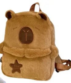 pluszowy-plecak-do-przedszkola-kapibara-torba-plecaczek