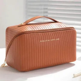 kosmetyczka-duza-otwierana-torba-podrozna-brazowa-skora-wiele-przegrodek