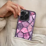 futeral-do-iphone-13-pro-twinki-fioletowy-material-inny