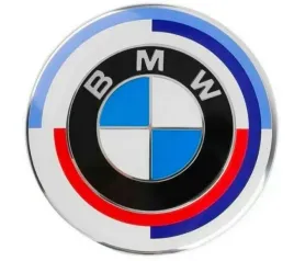 emblemat-znaczek-klapy-50-jahre-m-bmw-g20-g80-m3-f90-m5-g30-g31-g32-6gt-f39