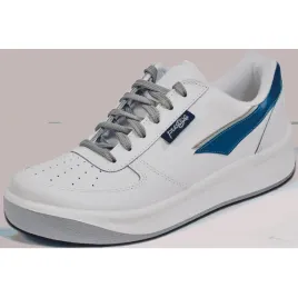 prestige-polbuty-44-bialy