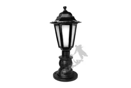 lampa-a05-z-kloszem-aluminiowym-zeliwna-zeliwo-stojaca