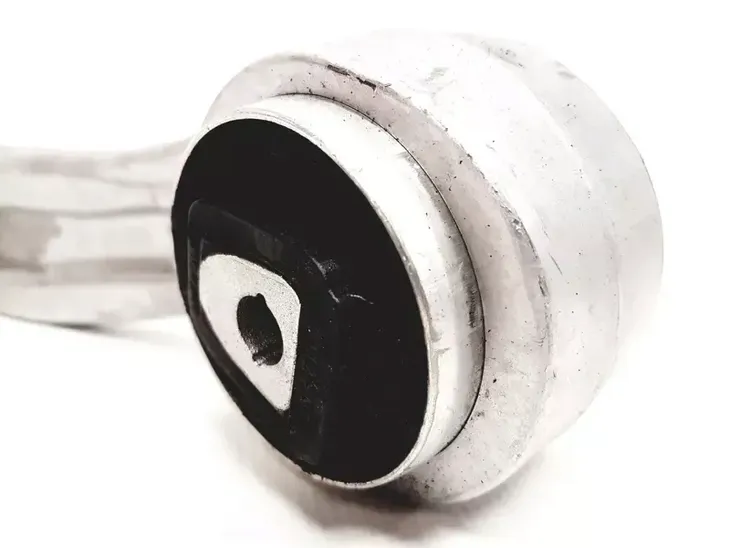 trw-wahacz-przedni-dolny-bmw-5-e60-e61-producent-czesci-trw