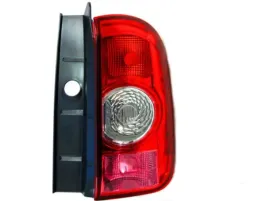dacia-duster-2010-2013-lampa-tylna-tylnia
