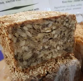 eko-chleb-ziarnami-nasycony-z-amarantusem-low-carb
