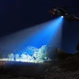 latarka-led-fenix-lr35r-zasieg-swiatla-500-m