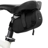 torba-rowerowa-pod-siodelko-06-l-waga-z-opakowaniem-0-15-kg-kolor-czarny