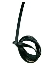 bardzo-mocny-pasek-szerokosc-6-mm-eko-skora-czarny