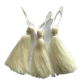 chwost-z-zawieszka-kremowy-811-10-cm