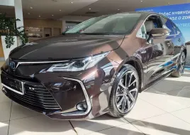 listwy-boczne-drzwi-toyota-corolla-xii-sd-2020-