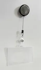 skipass-zawieszka-z-identyfikatorem-holder-na-karte-etui-ski-pass-zaczep