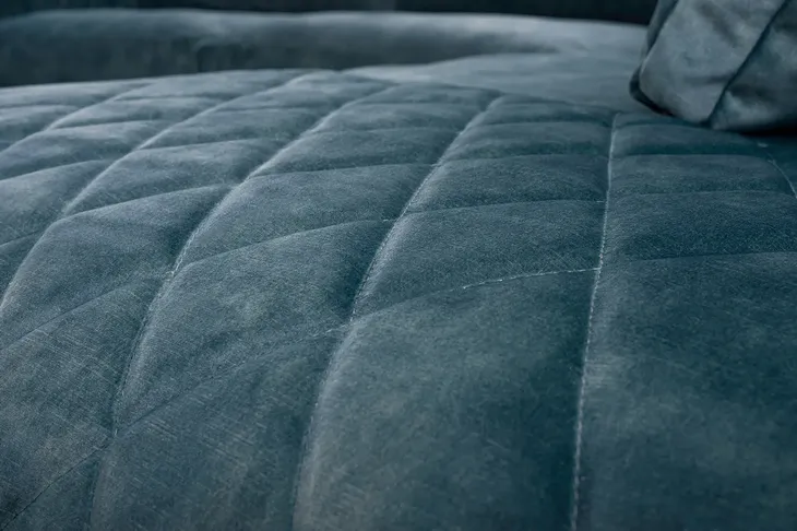 nowoczesny-naroznik-cornelia-super-design-informacje-dodatkowe-luzne-poduszki