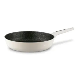 patelnia-tradycyjna-starke-pro-brule-24-cm-non-stick-nieprzywierajaca
