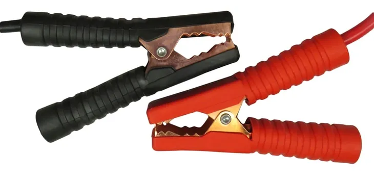 prostownik-samochodowy-mar-pol-class-750-zawiera-baterie-nie