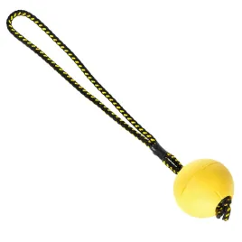 szarpak-pilka-z-magnesem-z-raczka-ze-sznurka