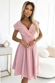 scarlett-rozkloszowana-sukienka-z-kopertowym-dekoltem-pudrowy-roz