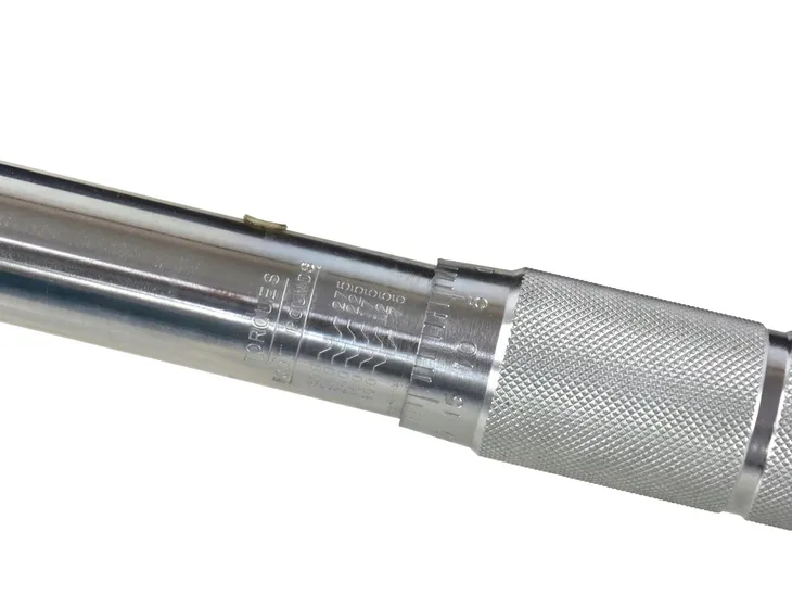 klucz-dynamometryczny-geko-g10060-rodzaj-klucza-dynamometryczny-waga-z-opakowaniem-2-kg