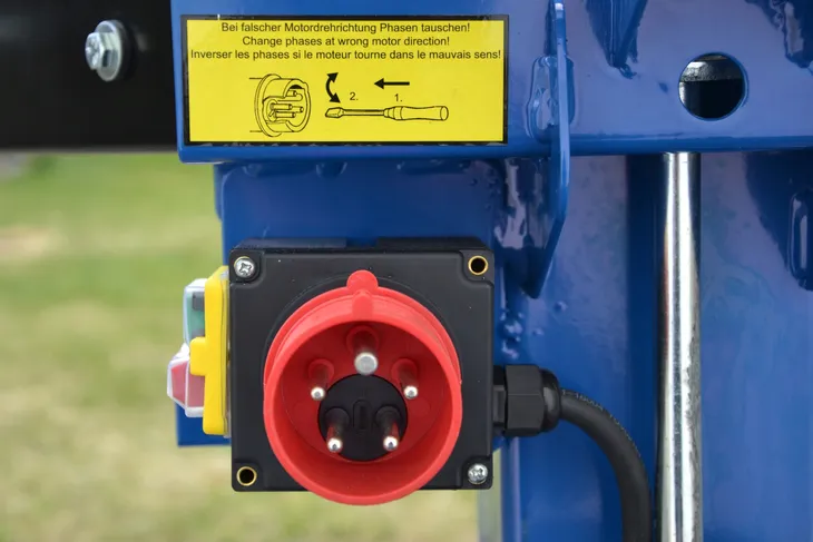 luparka-pionowa-scheppach-compact-8-t-230-v-waga-netto-125-kg