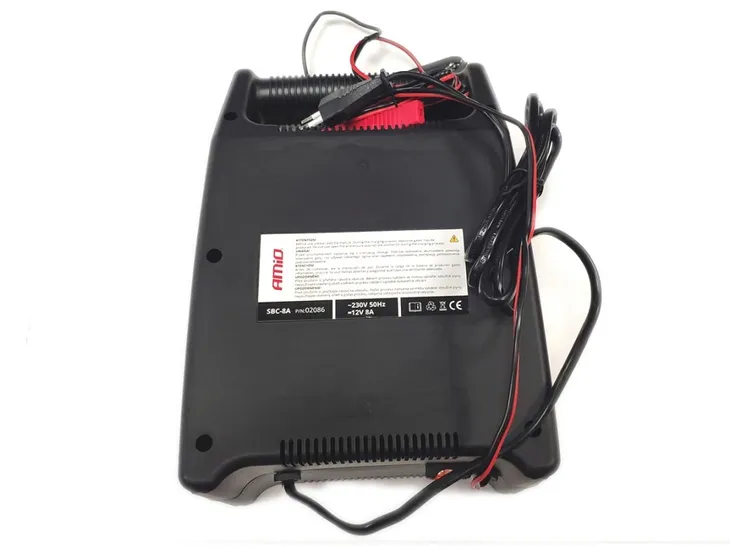 prostownik-ladowarka-do-akumulatora-12v-8a-amio-natezenie-maksymalne-8-a