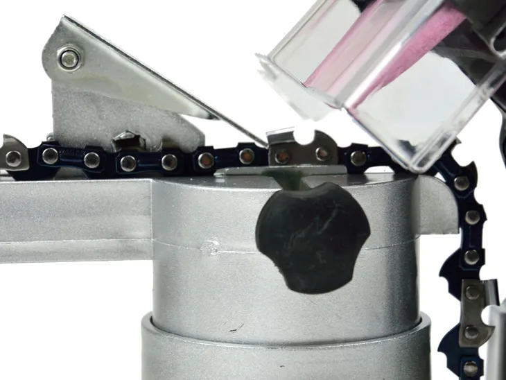 ostrzalka-do-lancucha-geko-220-w-zewnetrzna-srednica-tarczy-100-mm