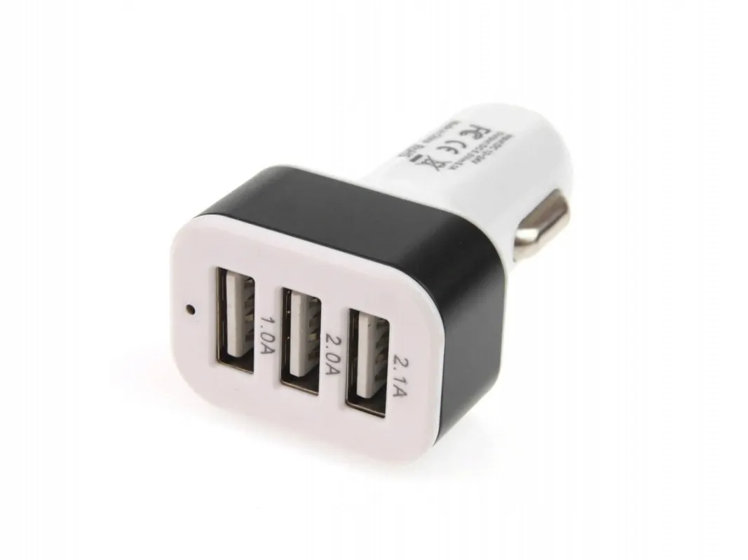ladowarka-samochodowa-3xusb-2100ma-2000ma-1000ma-stan-nowy