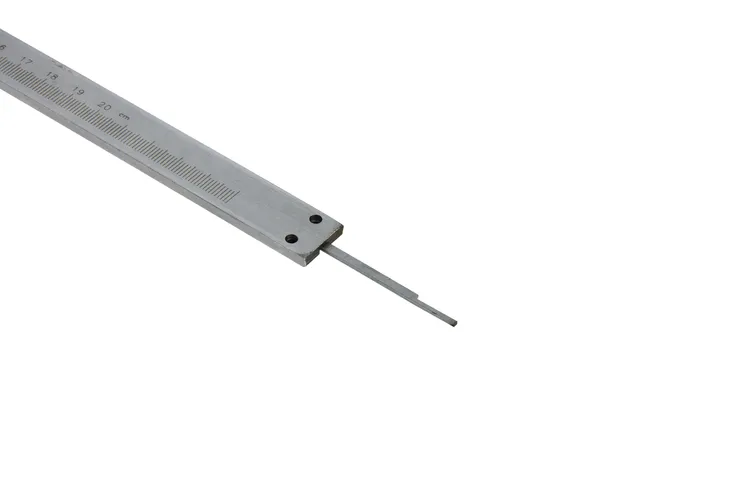 suwmiarka-analogowa-geko-200-mm-maksymalny-zakres-pomiaru-200-mm-waga-z-opakowaniem-0-4-kg